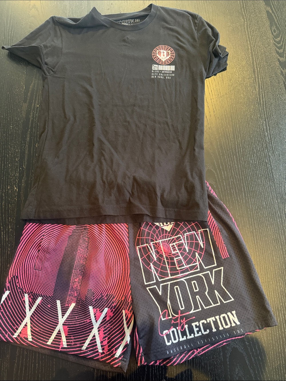 Baseball 101 men Black Tee & Pink Graphic Shorts Set - New York Collection